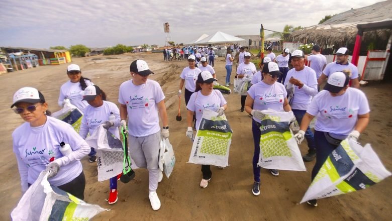 Distrito recolectó 11 toneladas de residuos y madera en Puerto Mocho
