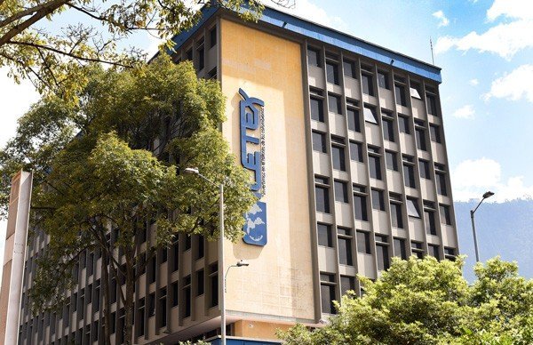 ICETEX convoca a renovación de créditos educativos existentes. No habrá nuevos créditos