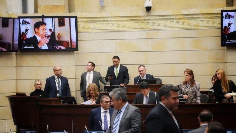 Plenaria del Senado retomará este martes la elección del magistrado de la Corte Constitucional