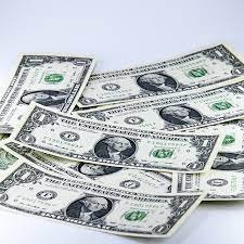 Dólar volvió a bajar cerrando a $3.344,88