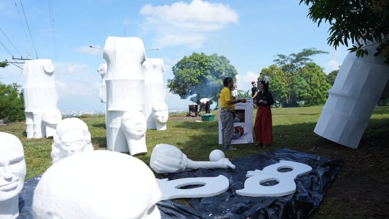 Obras de arte serán convertidas en 12 carrozas para que Cartagena las viva en el Gran Desfile de Fiestas de Independencia