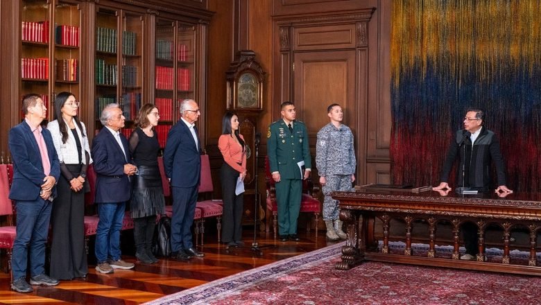 ‘‘Vigilar las EPS’ e investigar a fondo posible corrupción en Coosalud pide Petro