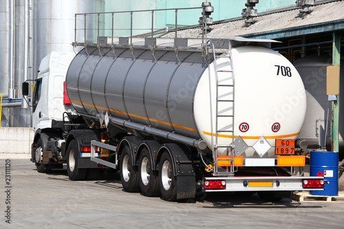 MinTransporte desarrolló webinar sobre mercancías peligrosas en movimiento, como estrategia para la seguridad vial