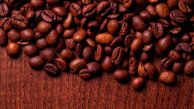 Producción de café en Colombia bajó 12% en agosto