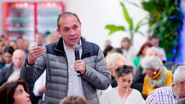 Antonio Sanguino fue designado como nuevo ministro de Trabajo por el presidente Petro