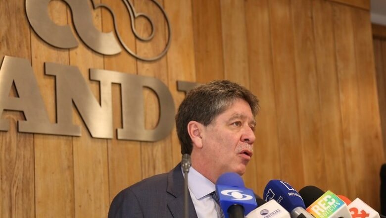 Bruce Mac Master pide suspender la “sistemática campaña de acciones mal intencionadas”