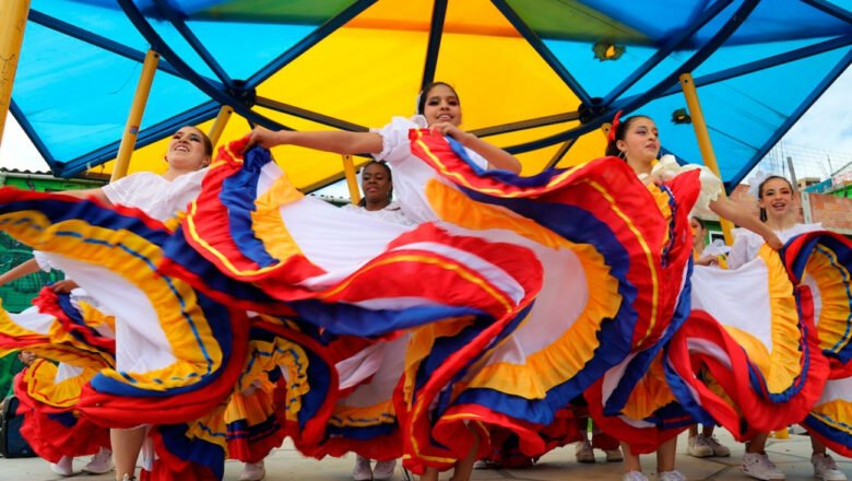 Cumbia a la calle entre eventos del Carnaval