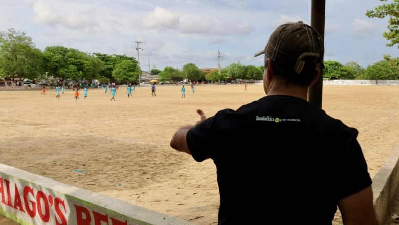 Alcalde Char destaca avance de obra en el polideportivo de La Magdalena