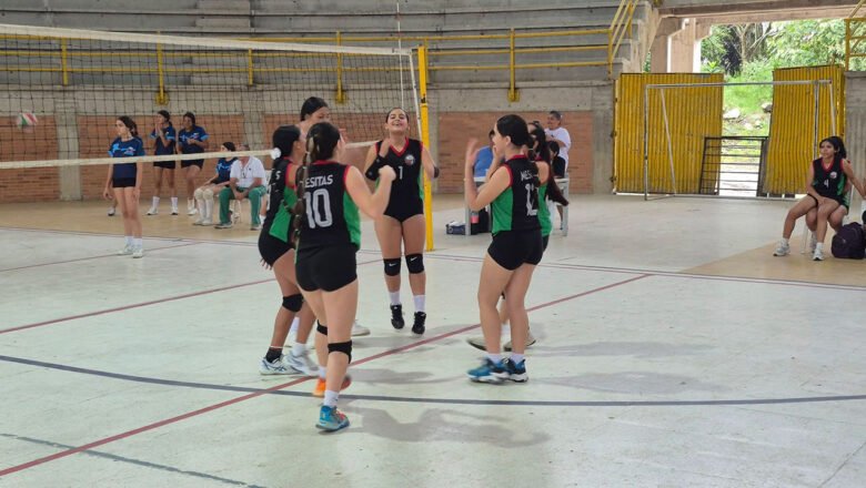 Juegos Intercolegiados y Jornada Deportiva Escolar Complementaria, principales estrategias del Mindeporte para prevención del reclutamiento infantil