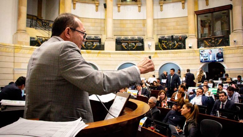 13 proposiciones son las líneas rojas y el alma de la reforma laboral que define hoy el Congreso: MinTrabajo