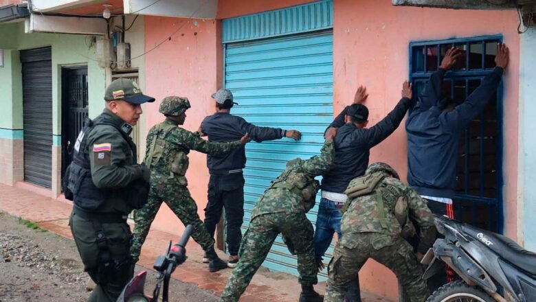 Mindefensa confirma rescate de 57 militares secuestrados en el Cauca y más de 20 capturas en flagrancia