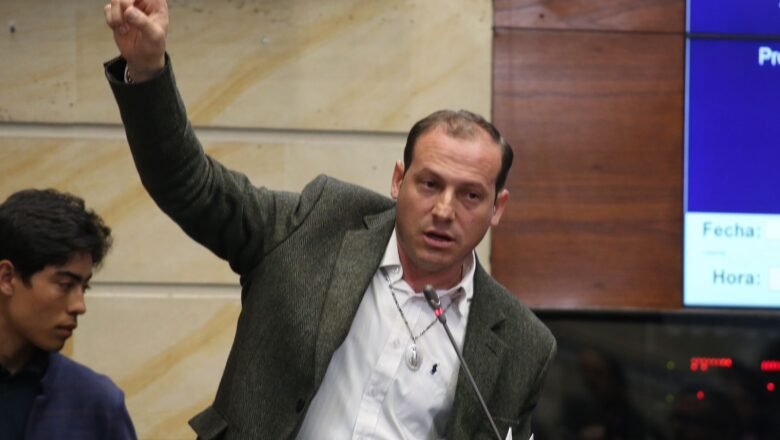 El Día del Diputado se celebrará el 11 de abril de cada año