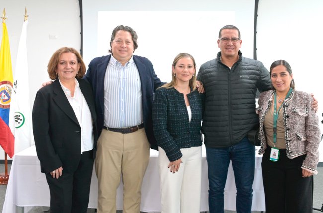 “EPS e IPS deben trabajar articuladamente en herramientas para la detección y prevención oportuna del cáncer de mama y cuello uterino. Hoy estamos llegando tarde”: SuperSalud