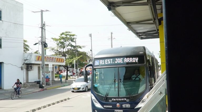 Transmetro reactiva los servicios troncales expresos R40 y S40