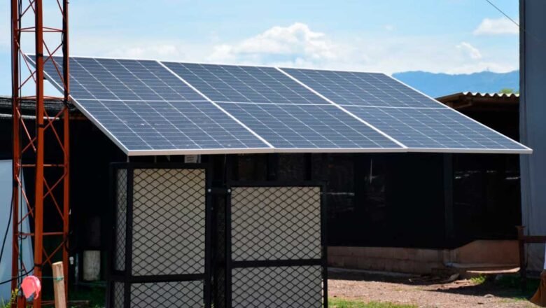 Colombia pasó de 200 megavatios solares en 2022 a más de 4.000 instalados en 2026
