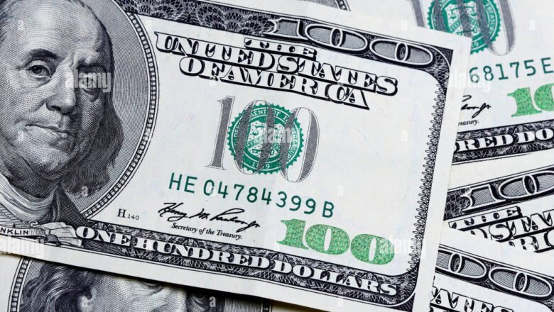 Dólar se mantiene a la baja en $3.055,64