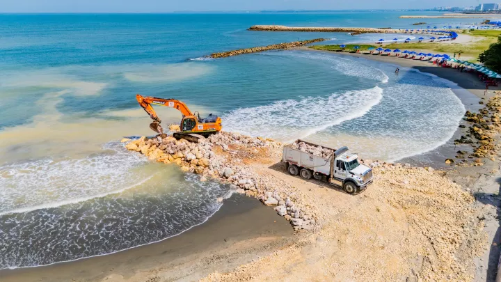 Una nueva obra clave para el Gran Malecón del Mar, arranca construcción del Espolón Intermedio 7’ en El Cabrero