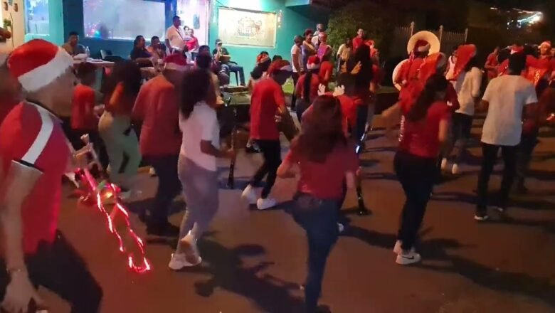 Desfile de Navidad en Santa Marta