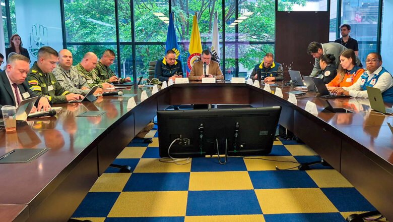 Listo equipo élite de Colombia que apoyará a Chile en extinción de incendios
