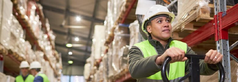 DIAN y ProColombia lanzan jornadas de capacitación gratuitas para exportadores