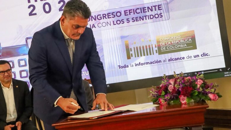 Congreso, organismos de control y entidades suscriben Acuerdo por la Transparencia