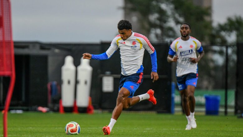 Colombia reinicia entranamientos para enfrentar a Paraguay este viernes