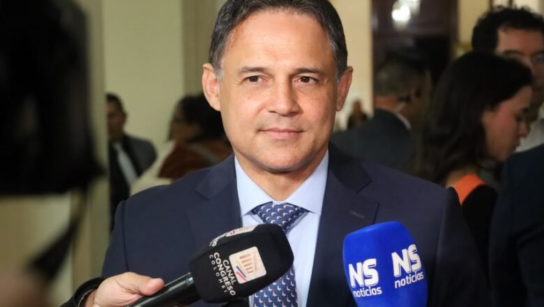 Tribunal Superior de Bogotá revoca fallo que ordenaba a Presidente Honorio Henríquez disculparse por acto religioso